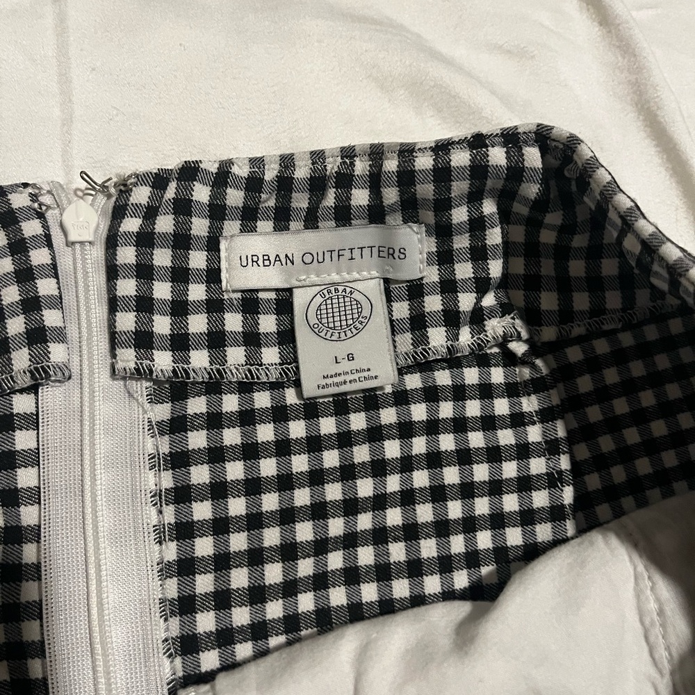Black and White Checkered Mini Skirt - Picture 3 of 3